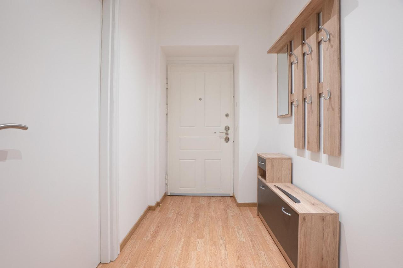 Apartment In The Central Area. 5 Minute'S Walk To The Danube. Viena Exterior foto